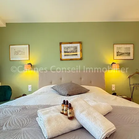And Premium With Terrace & Sea View דירה קאן