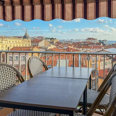 And Premium With Terrace & Sea View Apartment *