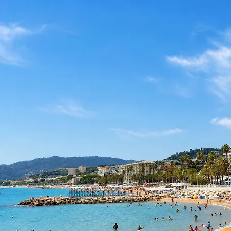 And Premium With Terrace & Sea View Канны