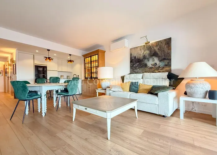 Apartment And Premium With Terrace & Sea View Cannes