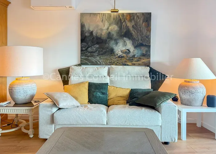 And Premium With Terrace & Sea View *