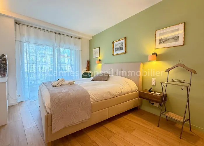 And Premium With Terrace & Sea View Apartment