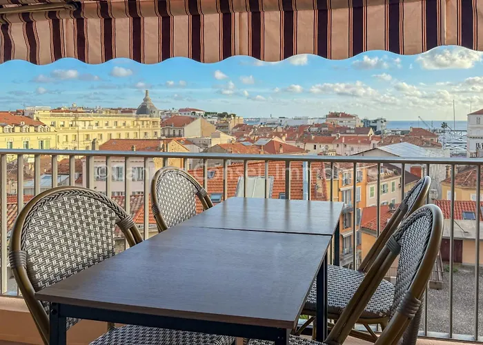 And Premium With Terrace & Sea View Apartment *